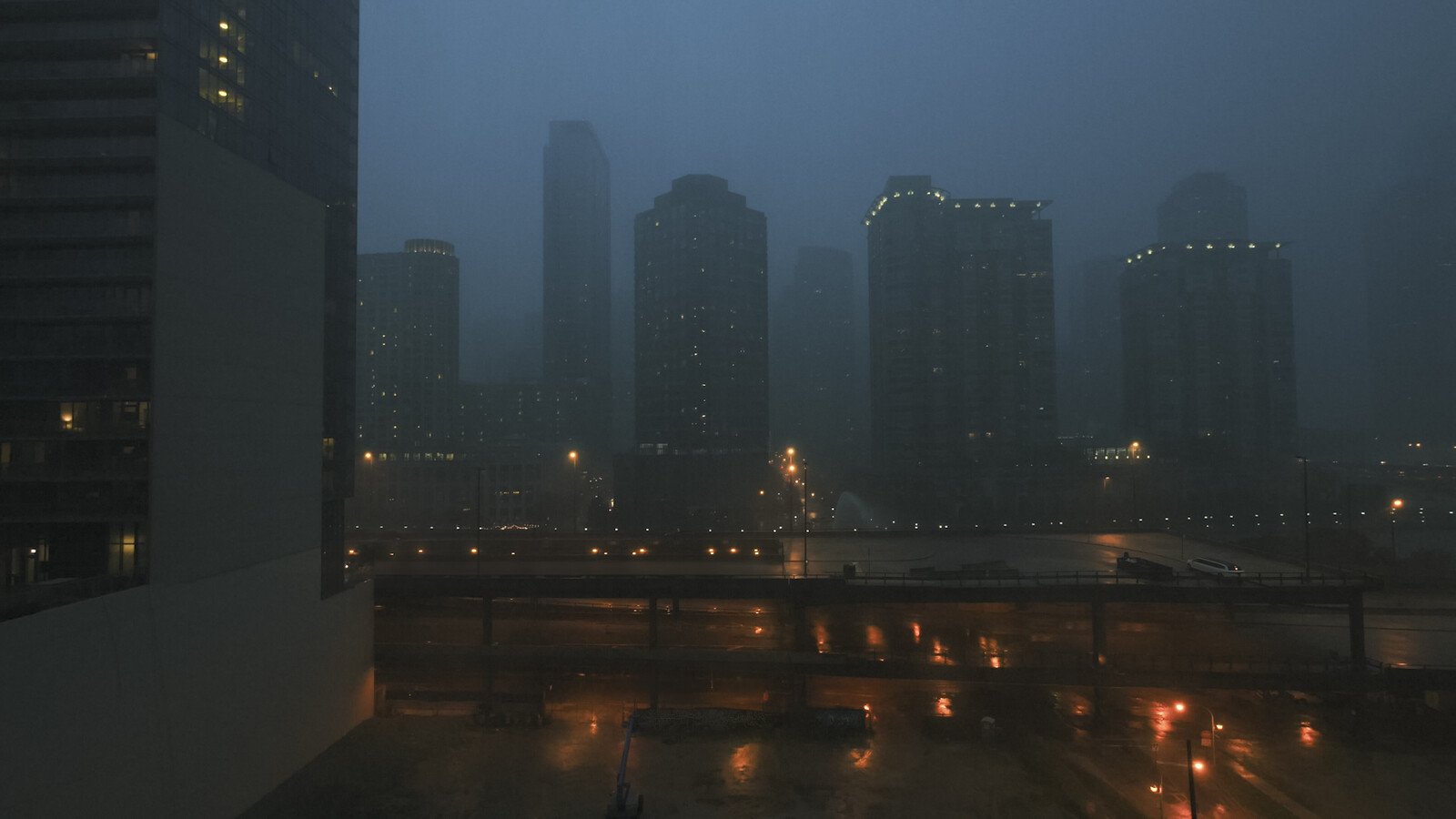 SONY HX90 - Neo CHICAGO - Cyberpunk commercial