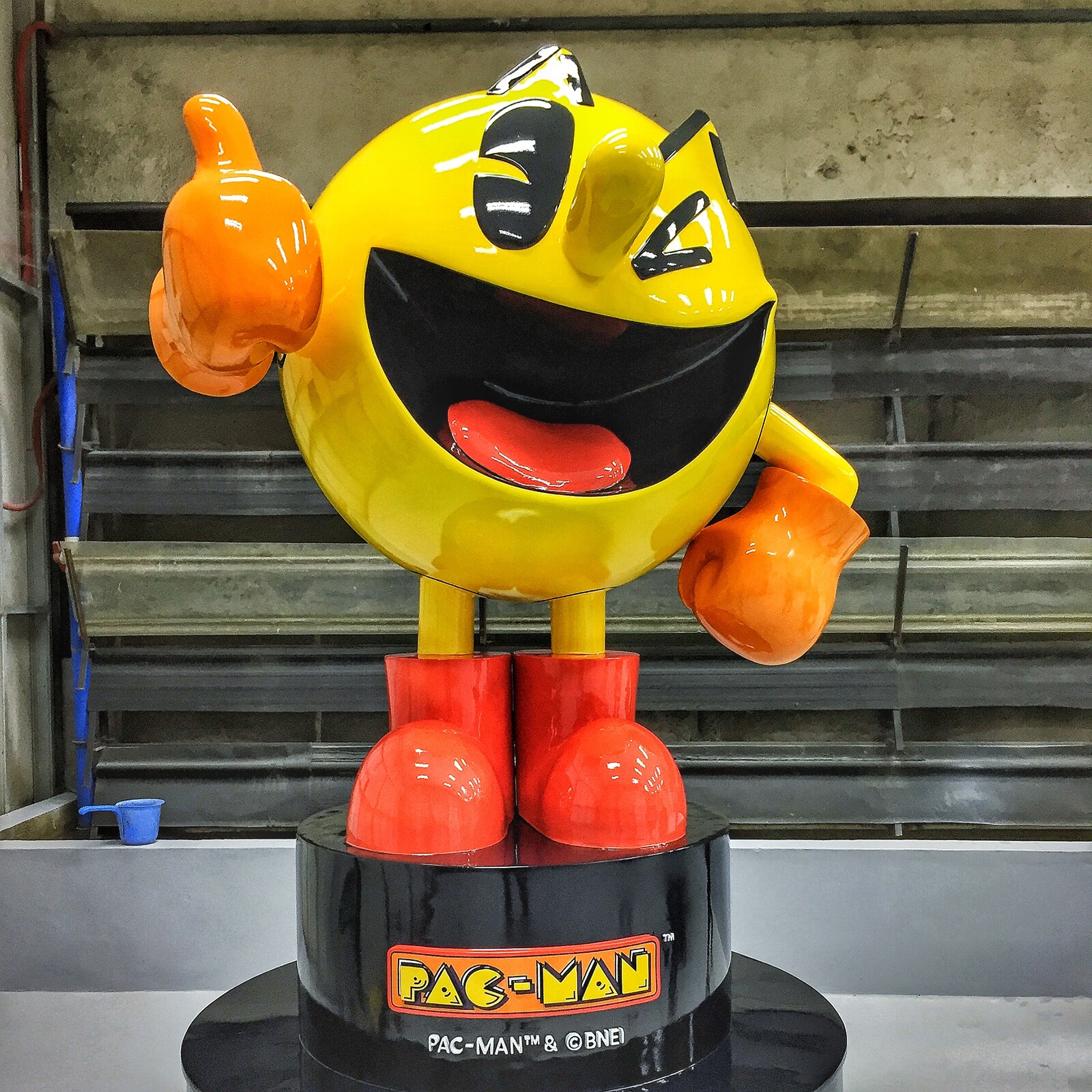 Pacman statue