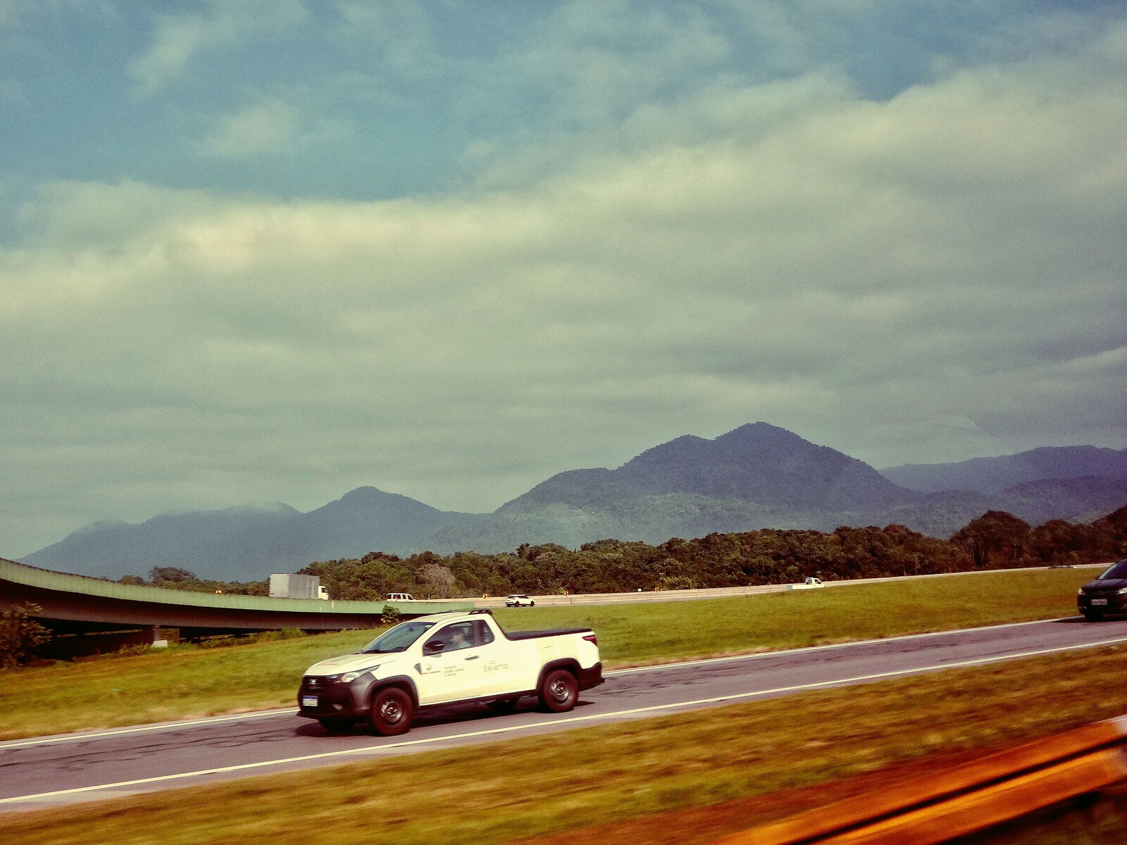 on the way to the beach (Praia Grande-SP, Brazil)