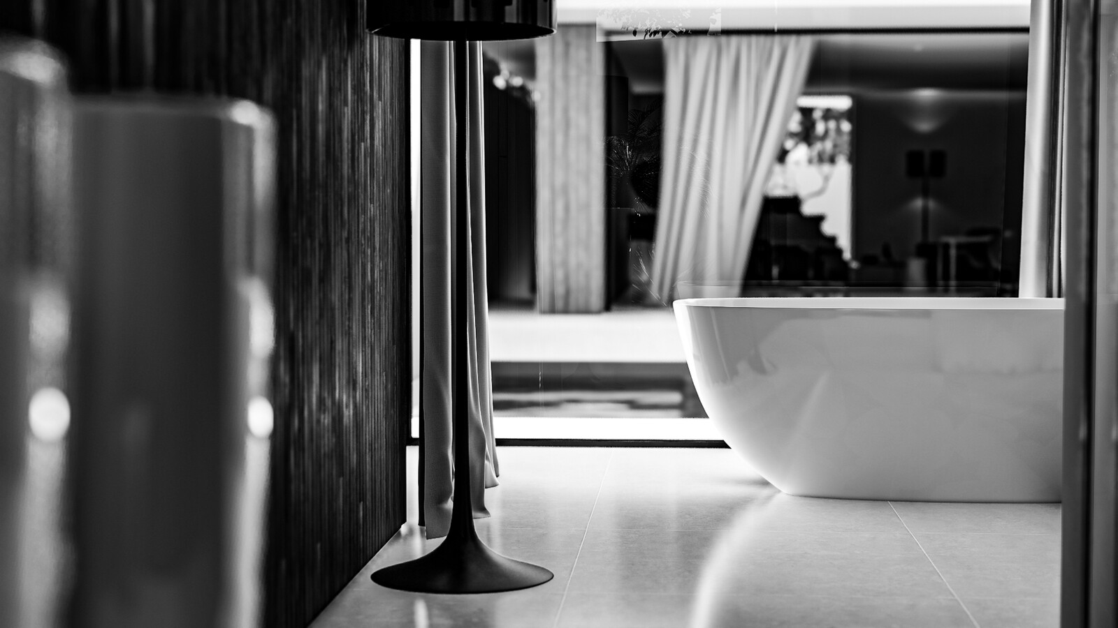 Master Bath
Master Tub

