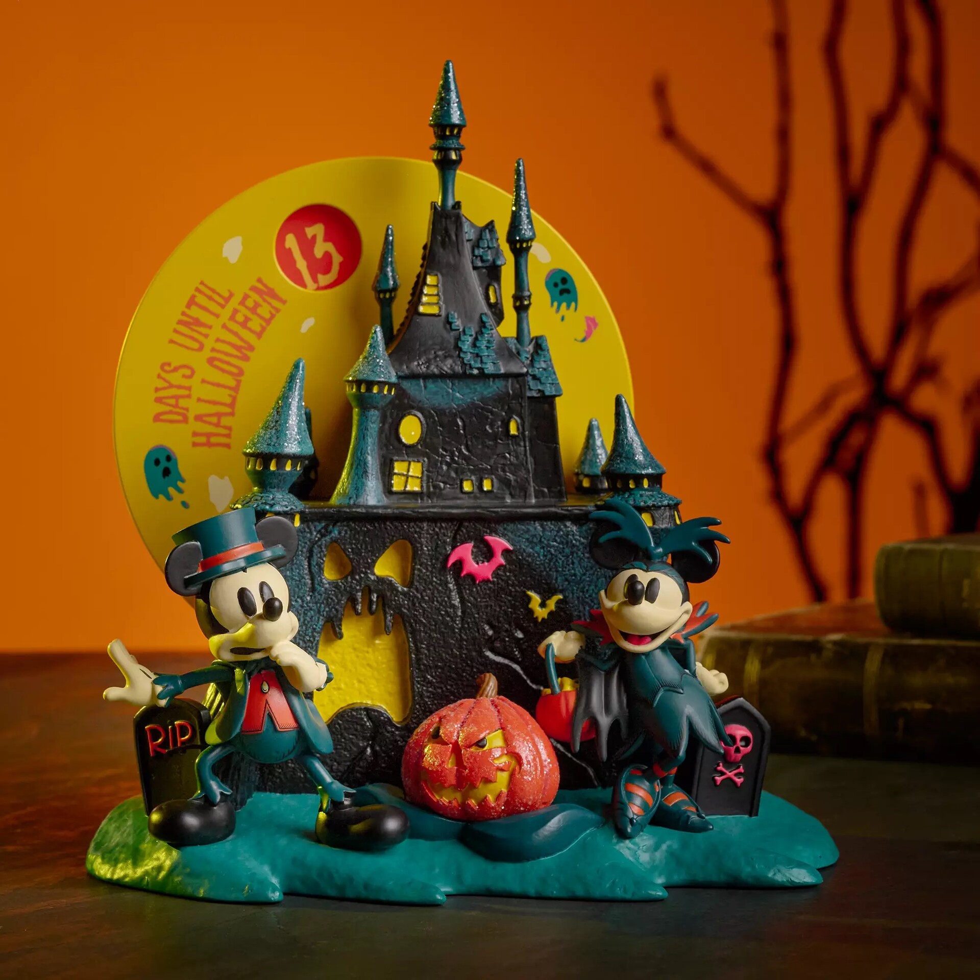 ArtStation Mickey and Minnie Mouse Halloween Countdown Calendar