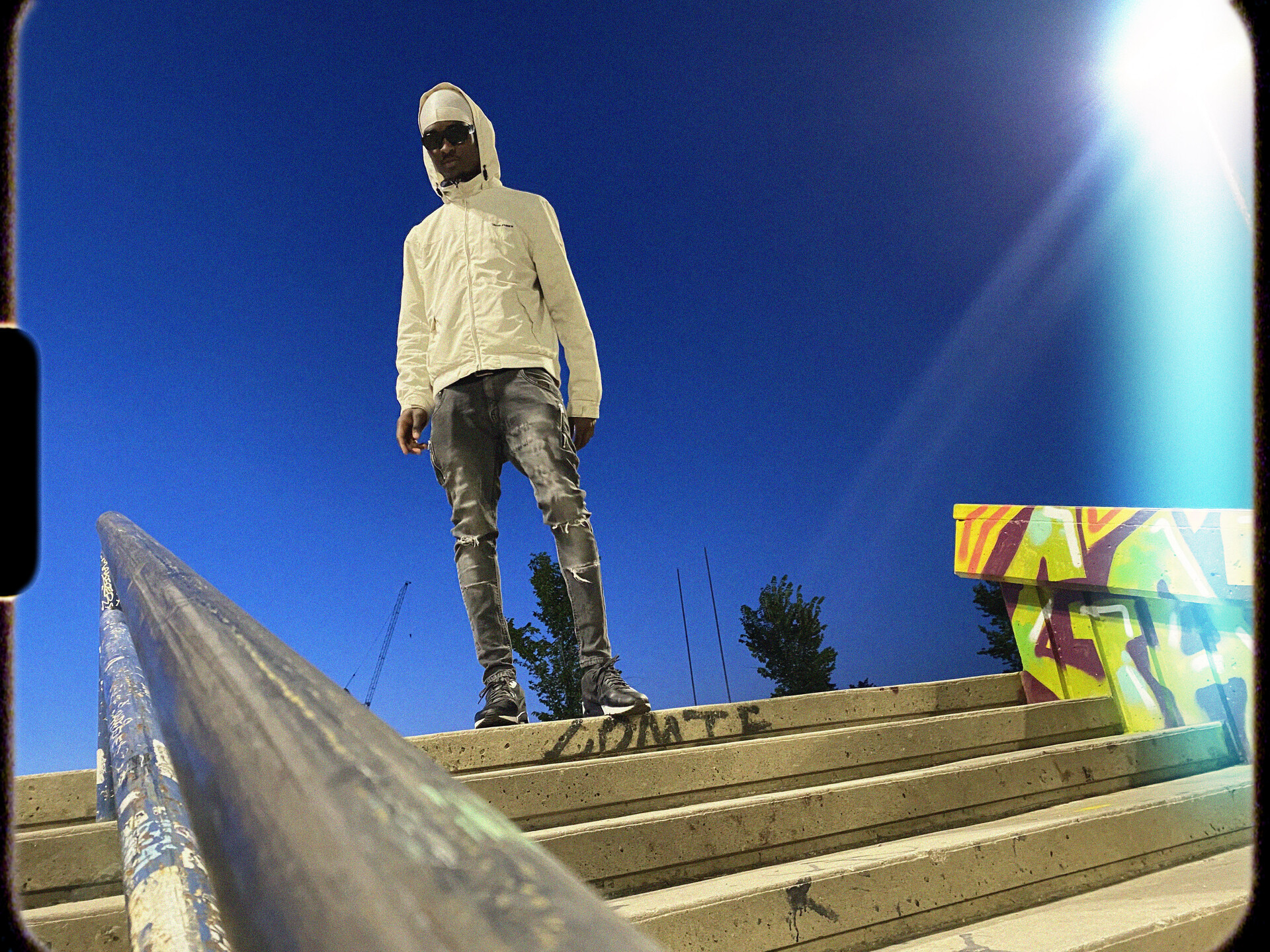 STRIKVISION - CREATIVE GALLERY 001: TRAP QUEEN🏚️👑