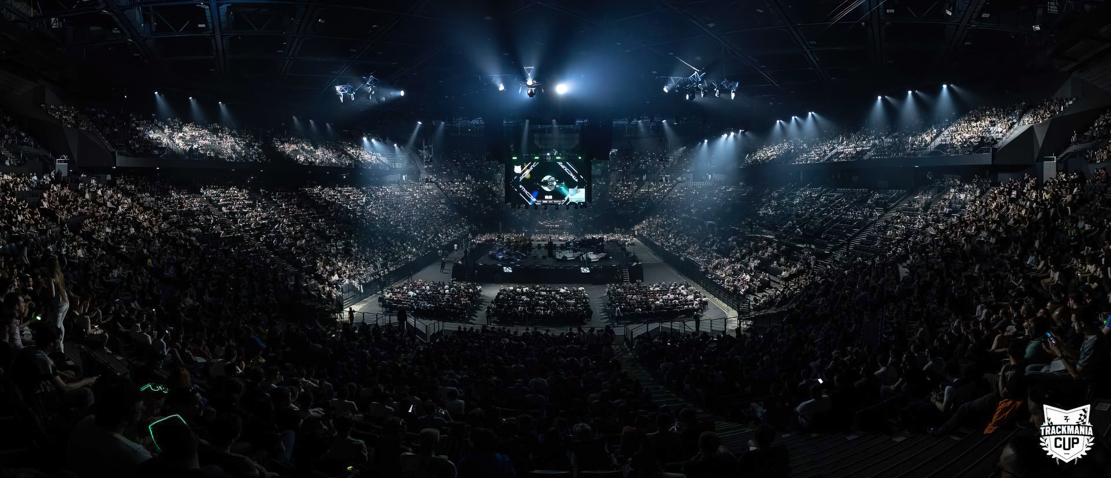 15.000 Real Spectators attended this event. While 1 Millions were online spectators. [Twitch]