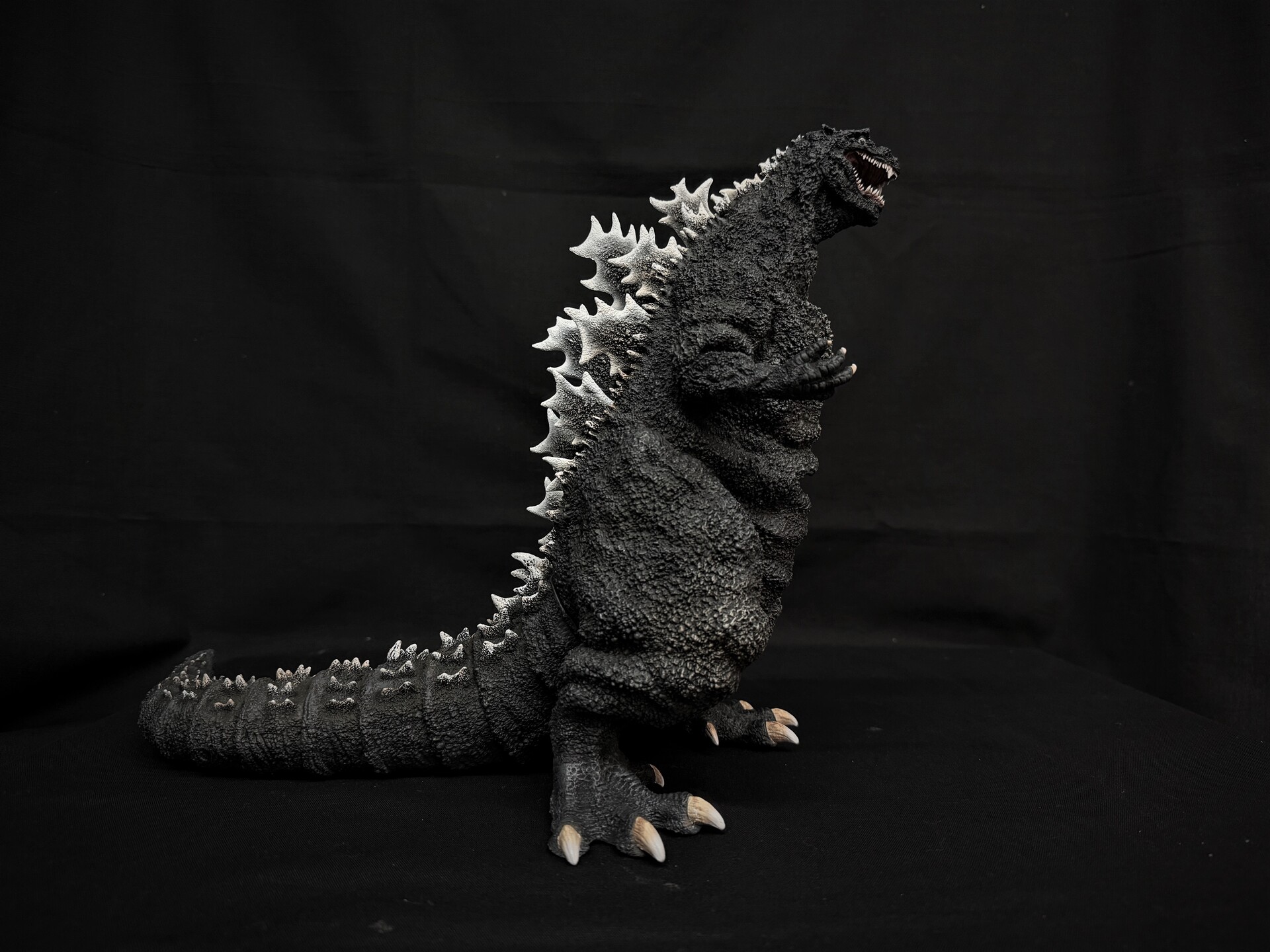 Robin Kwok - 1954 Godzilla Art Statue ゴジラ1954 完成品 原型 Robin Kwok - 1954 Godzilla Art Statue ゴジラ1954 完成品 原型