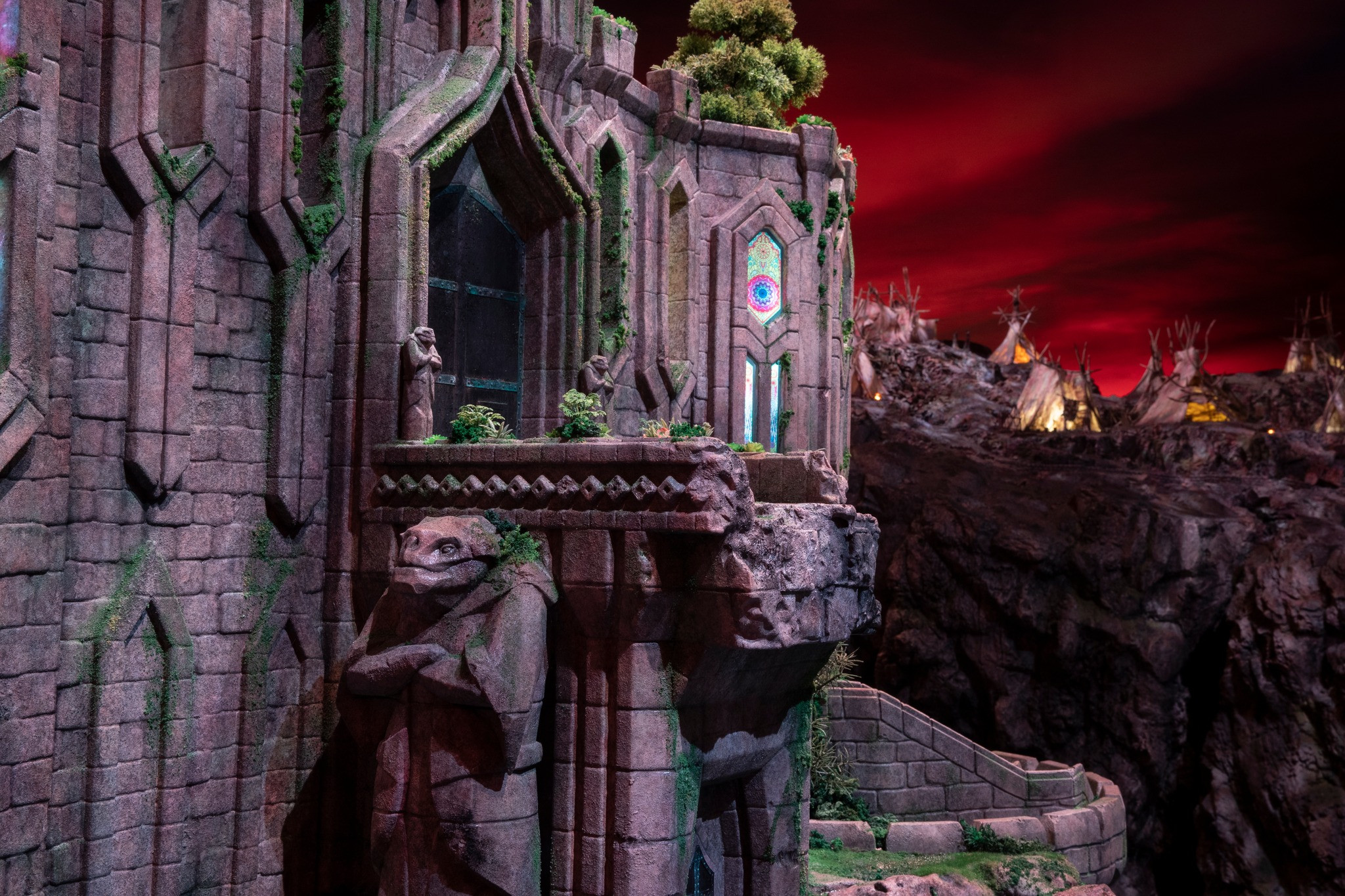 I sculpted key sections of the castle in Zbrush to achieve a ruined effect.