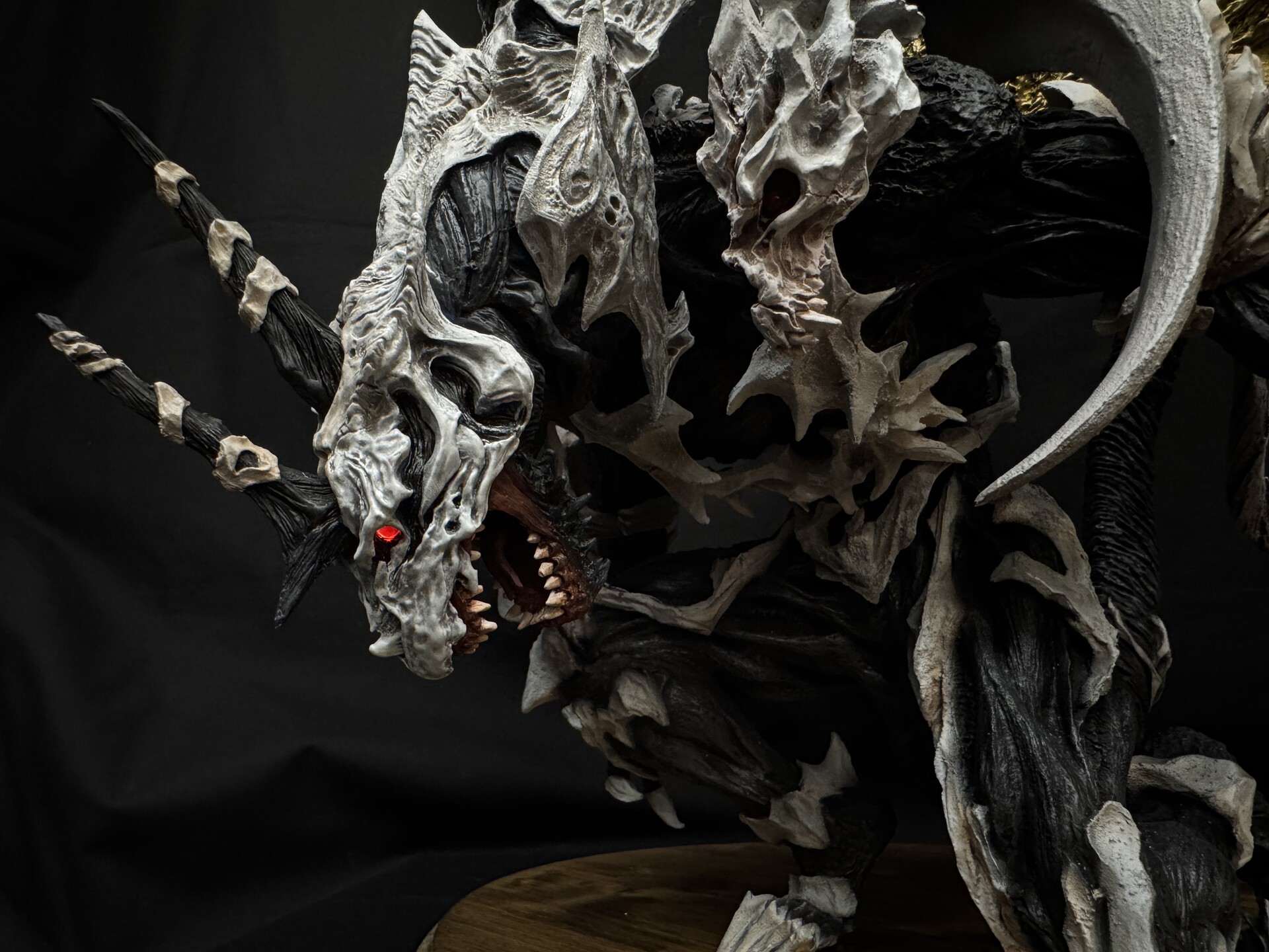 ArtStation - Monster X Art Statue One-Off モンスターX