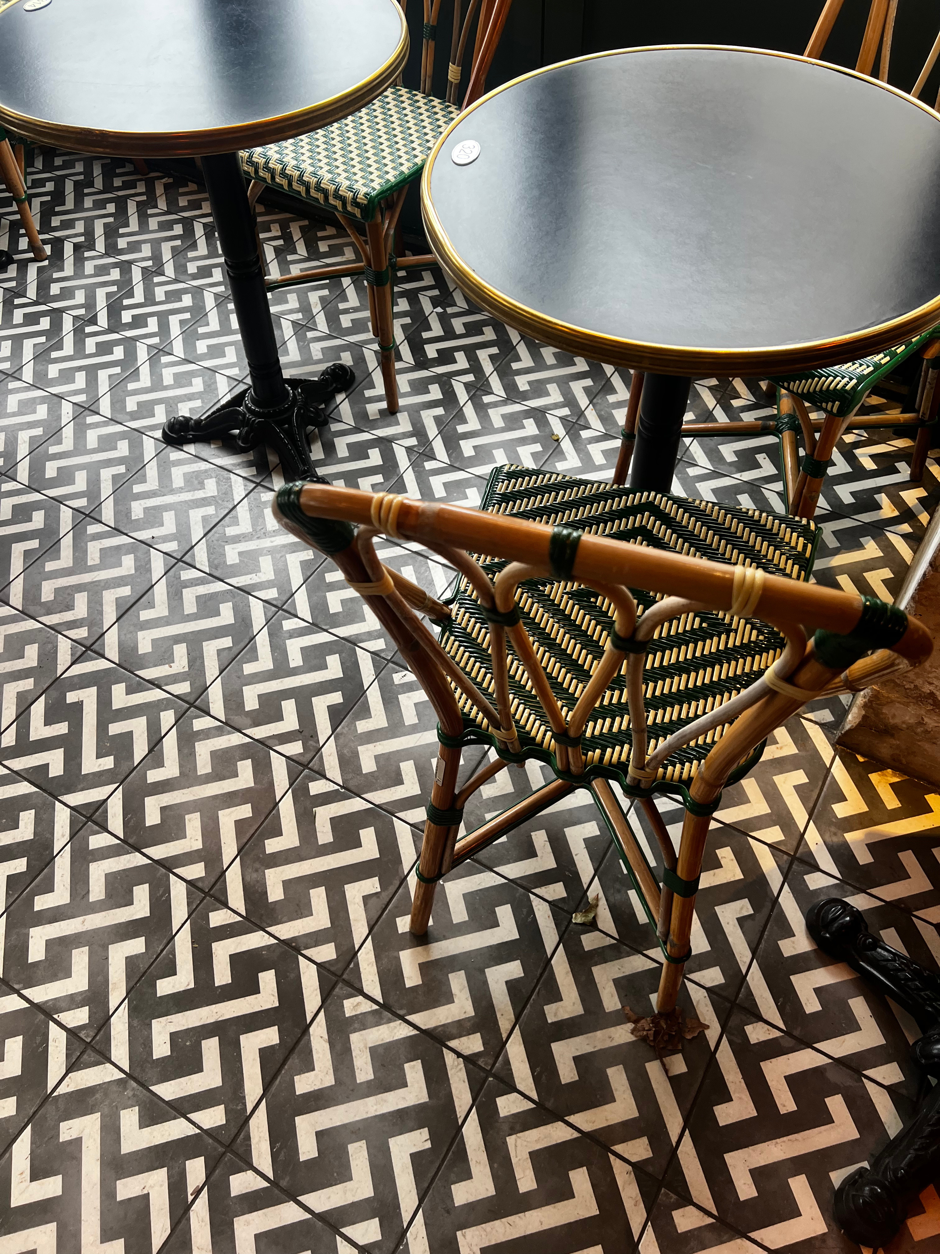 reference photo for cafe floor tiles, Bouillon du Marche in Niort, France