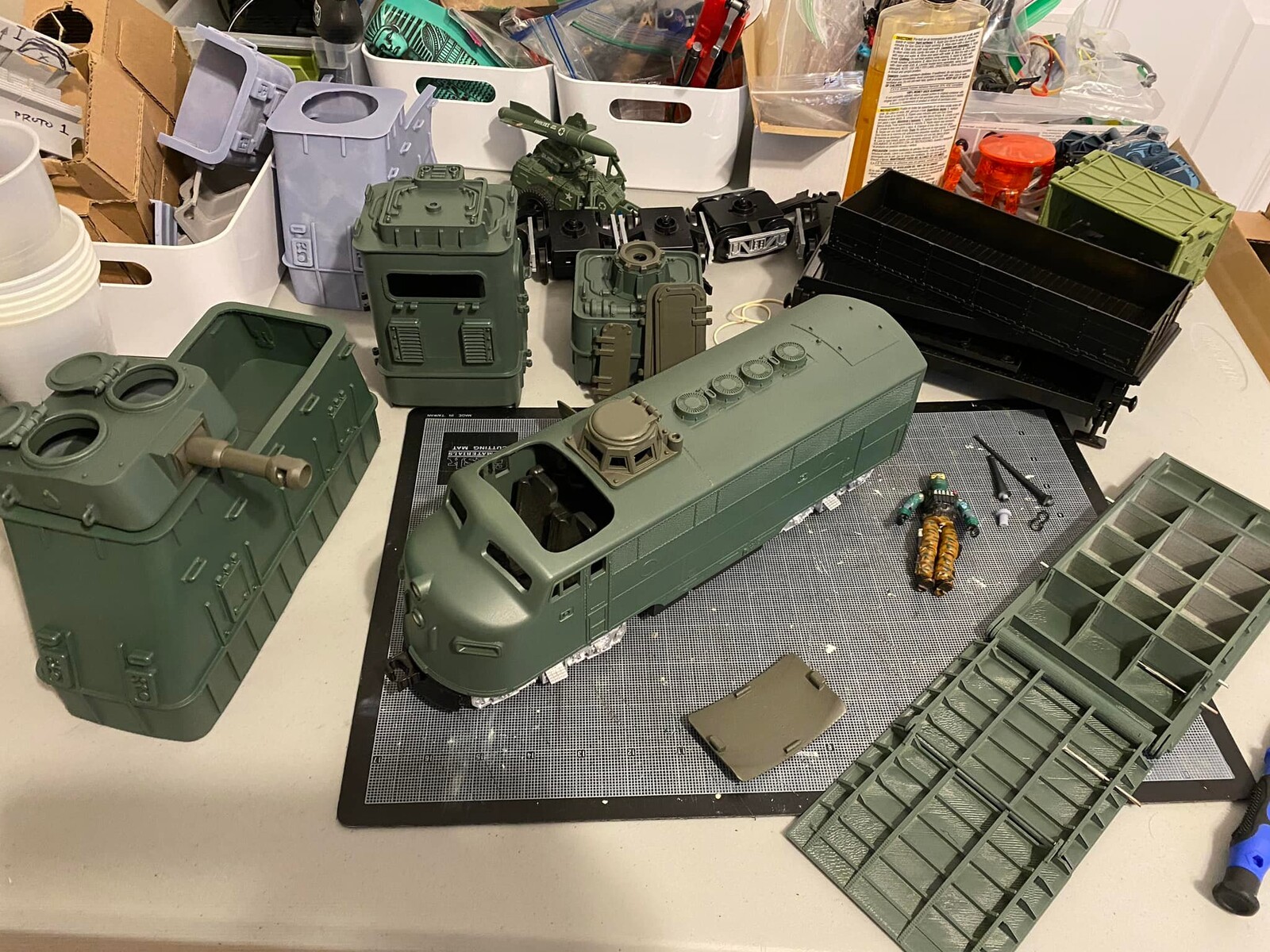 Here's a shot of all the pieces that I made or modified to finish the set.