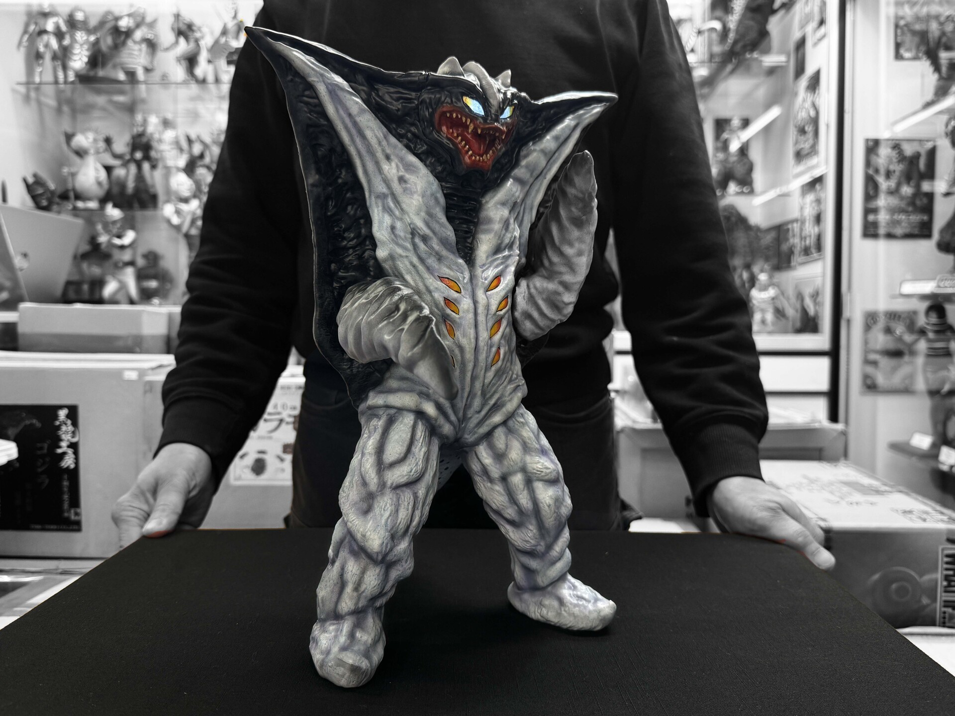 12から13世紀　黒高麗　神獣首瓶 12から13世紀 黒高麗 神獣首瓶