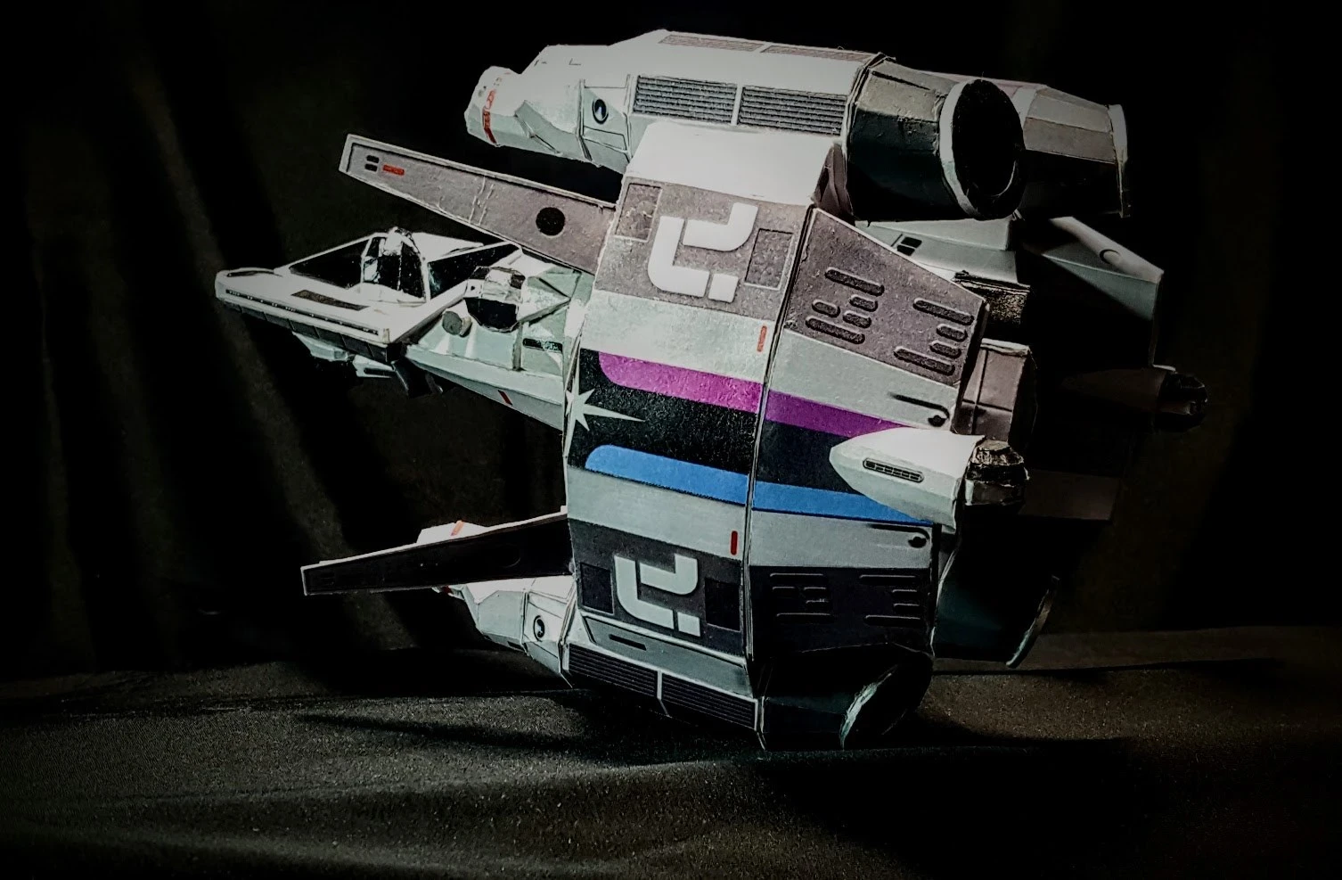 The Last Starfighter Gunstar Paper Card Model. Build by Dale Jackson. Designed by ThunderChild. https://www.zealotmodels.com/