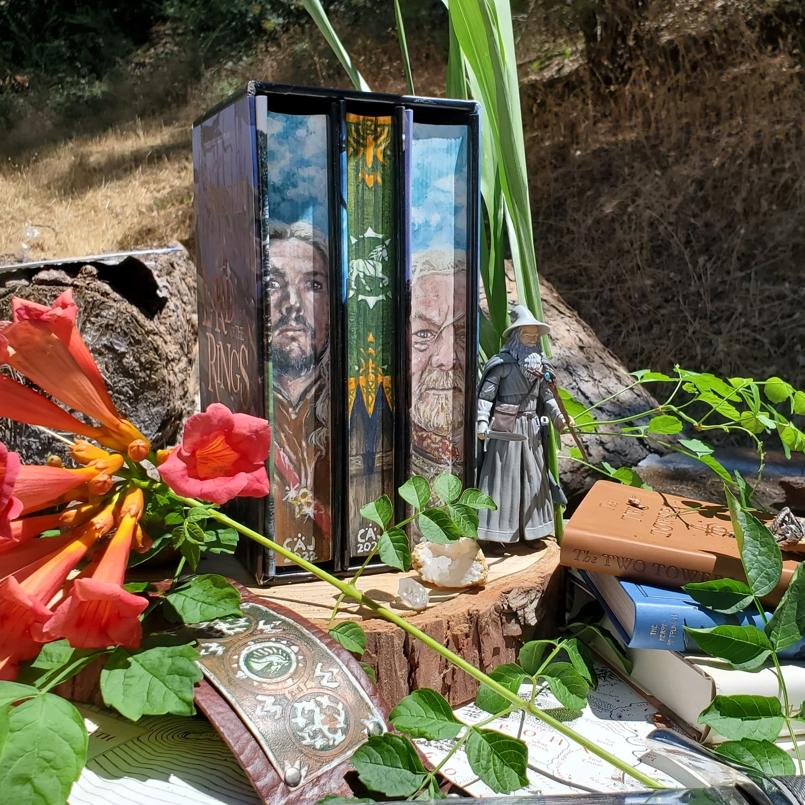 Special Rohan themed commission of the LOTR Trilogy. All book page edges were painted for a total of 9 paintings on this set.