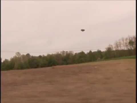 ufo filmed over field