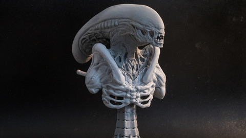 Alien Bust Statue