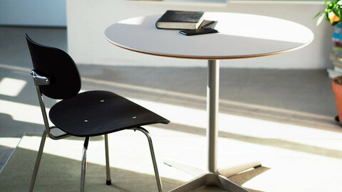 702X TABLE -SILVER- Round Table