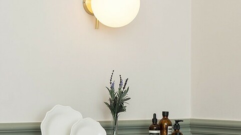 Lubei 1st class wall lamp