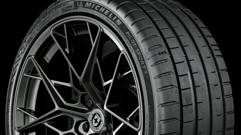 Michelin Pilot Sport 5 • 225/40 ZR18 (92Y) (Real World Details)