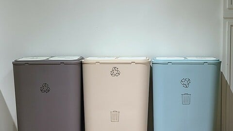 large-capacity carrier-type recycling bin