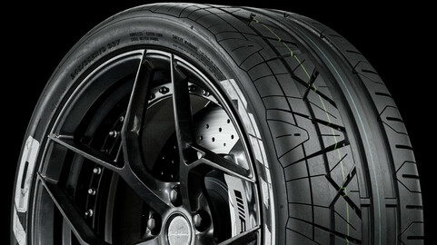 Nitto INVO® • 245/35 ZR19 (93Y) (Real World Details) Sidewall Logos