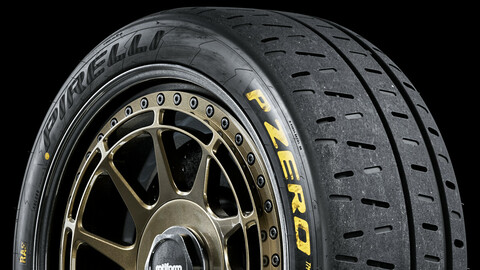 Pirelli P ZERO™ RA Soft • 235/40 R18 (Real World Details)