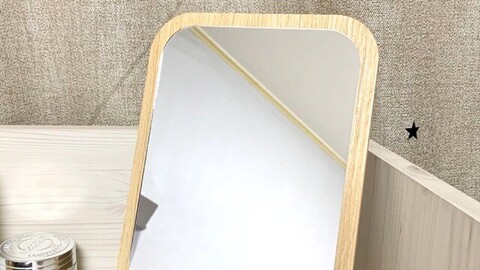 Wood tabletop table vanity stand mirror