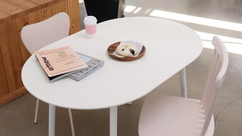 DDT Table Oval Laminate White Dining Table