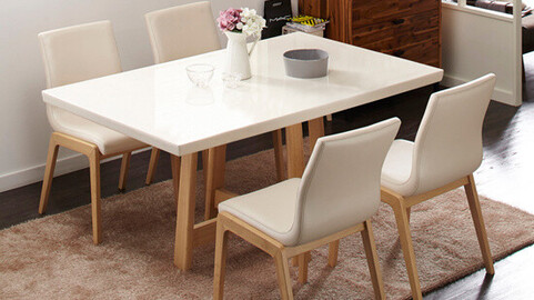 Amar marble dining table for 4 people