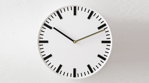 Bold line noiseless wall clock