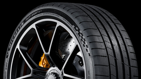 MICHELIN® Pilot Sport S 5 • 255/35 ZR20 (97Y) • 300/AA/A (Real World Details)