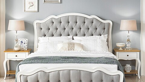 Vercien antique queen bed