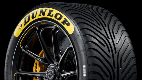 Dunlop® Circuit WET • Le Mans 24 • R 305/680 R18 (Real World Details)