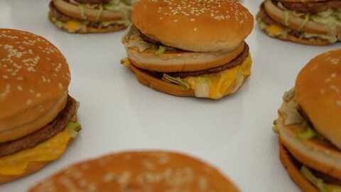 3D Scanned Hamburger Model - OBJ Format with 4K Textures and Normal Map