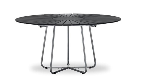 Circle Garden Table