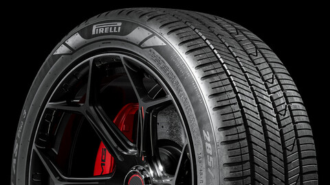 Pirelli P ZERO™ AS Plus 3 • 285/45 R22 • 500/AA/A (114V) M+S (Real World Details)