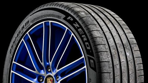 Pirelli® P ZERO™ E  • 255/45 R19 (102Y) XL ELECT™ • 280/A/A (Real World Details)