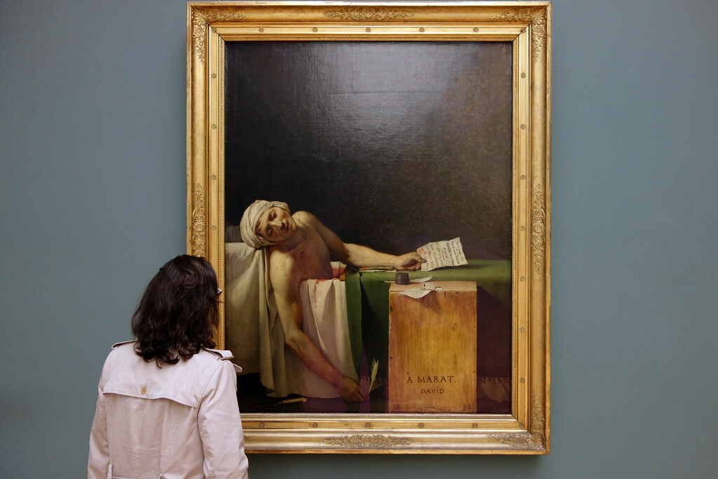 “Marat’nın Ölümü” tablosu günümüzde Louvre Müzesi’nde sergileniyor.
