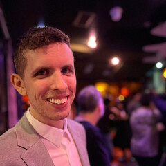 Daniel Carey